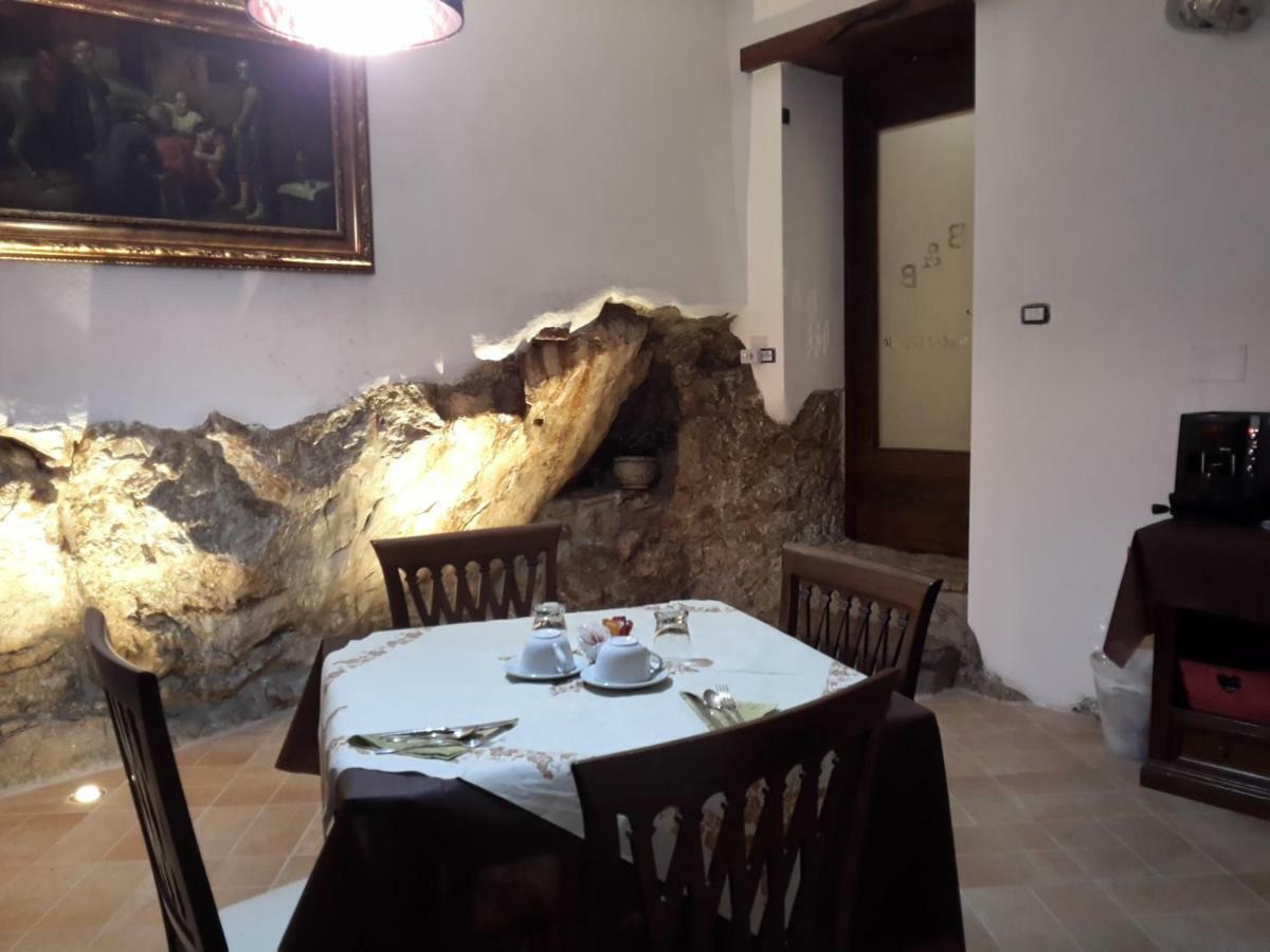 Al Vicolo Del Cilento Bed and Breakfast Felitto Εξωτερικό φωτογραφία